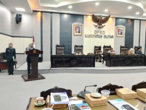 Laporan Keterangan Pertanggungjawaban (LKPJ) Bupati Blitar TA 2023 Dibacakan Pada Rapat Paripurna DPRD Kabupaten Blitar