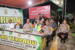 Jumat Curhat di Tanjung Priok Kapolres Ingatkan Jaga Rumsong