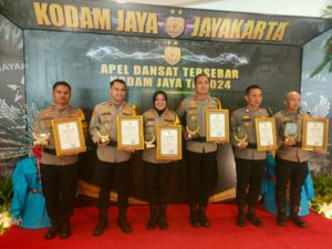 Kapolsek Bantargebang Raih Penghargaan Jayakarta Award Sebagai Kapolsek Terbaik 2024