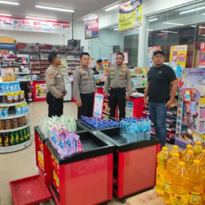 Patroli Mobile Antisipasi Gangguan Kamtibmas di Wilayah Hukum Polsek Bantar Gebang Polres Metro Bekasi Kota