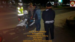 Giat Patroli Mobile Antisi Gangguan KAMTIBMAS di Wilayah Hukum Polsek Bantargebang Polres Metro Bekasi Kota