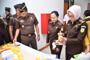 Kejati Jabar Lakukan Tes Urine Kepada Seluruh Pegawai