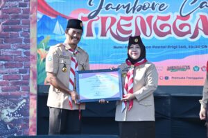 Pelantikan 1.173 Pramuka Penggalang Garuda di Prigi, Pjs. Bupati Trenggalek Berharap Generasi Muda Berkarakter