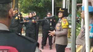 Perpisahan AKP Ririn sri damayanti ,SH Bersama Pokdar Sektor Bantargebang di Apel Rutinitas Pagi