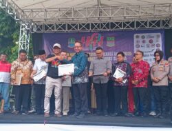 Puncak HPN 2025, Pemkab dan Diskominfosantik Bekasi Mendapat Penghargaan