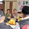 Kapolres Metro Jakarta Barat Jalin Kedekatan dengan Warga Kebon Jeruk Lewat Silaturahmi dan Dialog Terbuka