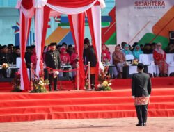 Bupati Bekasi Pimpin Upacara HUT kabupaten Bekasi ke -75 di Plaza Pemda Bekasi