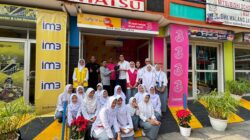 Indosar Ooredoo Hutchison Kenalkan Program Pembelajaran Berbasis Inisiatif Kios di SMK Walang Jaya  Jakarta,17 November 2025,dailyindonesia.co