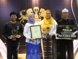 drg. Yunita Ambarwati dari RSUD Cabangbungin dan Khoirul Anwar Lurah Karang Bahagia Kec.Babelan ,Raih ASN Berprestasi Tingkat Jawa Barat Tahun 2025