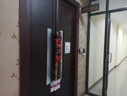 Viral KPK segel kantor Bupati Bekasi,ada apa ya?