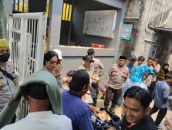 Giat Jumat Berkah Polsek medan satria dan Sat Binmas Polres metro bekasi Kolaborasi Donatur Harapan Indah