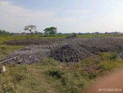 Proyek Pengurugan Lapangan Pakunden Blitar Disorot: Transparansi Volume Minim dan Abaikan K3