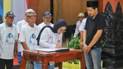Wabup Trenggalek Salurkan Becak Listrik Bantuan Presiden Prabowo kepada 200 Warga