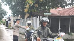 Bulan Suci Ramadan, Polsek Bekasi Barat Jembatani Hati dengan Berbagi Takjil!