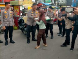 Takjil Ramadan Jadi Jembatan! Polsek Medansatria Gencarkan Deklarasi Kedekatan dengan Masyarakat Lewat Program Bang Jasri