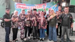 Tebar Berkah Ramadhan, GM FKPPI Banyuwangi Bagikan Ratusan Takjil kepada Masyarakat