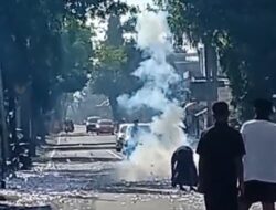 Gema Takbir Terusik Petasan Besar, Jalanan Kota Blitar Sempat Memanas Usai Sholat Ied