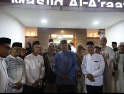 Wali Kota Bekasi Hadiri Tarling di Masjid Al A’raaf, Umumkan Program Penanganan Sampah dan Perbaikan Layanan Kesehatan