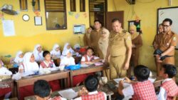 SEKOLAH RUSAK PARAH! WALI KOTA BEKASI GERAK INSTAN BENAHI SDN 7 TELUK PUCUNG