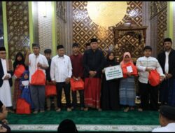 Wali Kota Bekasi Hadiri Tarawih Keliling di Masjid Jami Nurul Ikhwan, Sampaikan Perkembangan Tata Kelola Kota