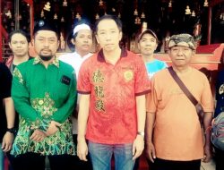 Lintas Agama di Rogojampi Bagi Bagi Ribuan Takjil Gratis, Pererat Silaturrahmi Antar Umat Bergama