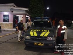 HADIR DI TENGAH MASYARAKAT: PATROLI POLSEK BEKASI BARAT JAGA KETENANGAN DAN KEDAMAIAN