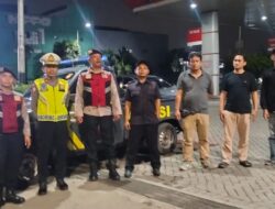 Patroli Mobile Polsek Bekasi Barat : Hadir Di Tengah Masyarakat Jamin Ketertiban Dan Rasa Aman Yang Berkelanjutan