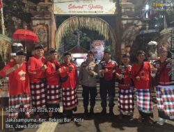 Terjamin Kedamaian Beragama: Polsek Bekasi Barat Laksanakan Pengamanan Pujawali KE-62 di Pura Agung Tirta Bhuvana