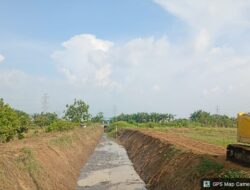 Antisipasi Kemarau, Pemkab Bekasi Keruk Sungai Sekunder Selamatkan Ribuan Hektar Sawah   