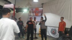 Kapolsek Bekasi Barat Hadir Langsung Nobar Persija vs Persib: Jaga Kondusivitas Lewat Pendekatan Akrab & Humanis