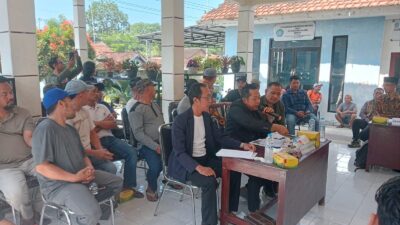 Audiensi Panas di Rejosari, Warga Tolak Makam Perumahan yang Dinilai Sepihak