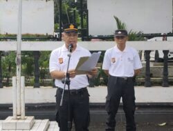 Tak Jaga Keamanan Saja, Kapolsek Bekasi Barat Pimpin Apel: Polri Juga Pelopor Lingkungan Bersih dan Asri