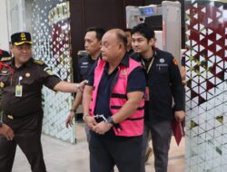Bongkar Korupsi MBG,Kejagung Tetapkan 3 Eks Petinggi BGN Tersangka, Diduga Pakai Yayasan Keluarga & Mark Up Pengadaan Triliunan Rupiah