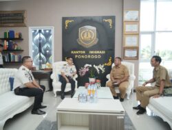 Diskominfo Trenggalek dan Imigrasi Ponorogo Bersinergi Perkuat Literasi Keimigrasian