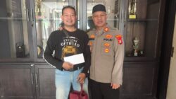 Wujud Kepedulian Kemanusiaan, Kapolsek Bekasi Barat Berikan Santunan dan Dukungan Moril Keluarga Awak Media