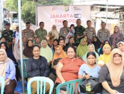 POLRI & TNI DEKATI WARGA! PROGRAM “JAKARTA ON THE SPOT” SERAP KELUHAN DI PERBATASAN KOTA BEKASI, KAMOZA BERSAMA ANAK-ANAK