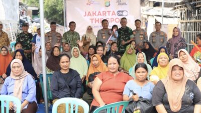 POLRI & TNI DEKATI WARGA! PROGRAM “JAKARTA ON THE SPOT” SERAP KELUHAN DI PERBATASAN KOTA BEKASI, KAMOZA BERSAMA ANAK-ANAK