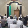 JUMAT KELILING DI MASJID DARUSSALAM, KAPOLSEK BEKASI BARAT IMBAU WARGA WASPADA HOAKS DAN TOLAK AJAKAN GANGGU KAMTIBMAS