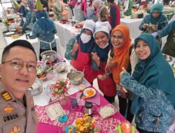Dukung Semangat Ibu-Ibu PKK,Kapolsek Cikarang Pusat Berikan Motivasi Hadapi Lomba Memasak Hari Bhayangkara KE-80