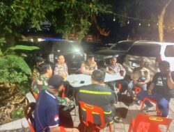 CEGAH TAWURAN REMAJA DAN JUDI ONLINE: KAPOLSEK BEKASI BARAT GELAR JAKARTA ON THE SPOT DI KAMPUNG DUA JAKASAMPURNA