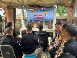 PERKUAT SINERGI DAN KEWASPADAAN: KAPOLSEK BEKASI BARAT GELAR JAKARTA ON THE SPOT, AJAK WARGA IKUT JAGA KEAMANAN MARKAS POLSEK