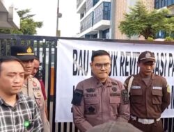 Demo di Kejari Kota Bekasi, Dugaan Pungutan Proyek MCK Bantargebang,Publik Pertanyakan Mengapa hanya Kabid Pasar yang disorot