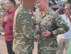 Serah Terima Jabatan Komandan Yonarmed 7/Biringgalih: Letkol Arm Vicky HM Serahkan Tongkat Komando kepada Mayor Arm Dedi El Putra