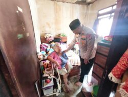 Jaga Jakarta On The Spot: Kapolsek Bekasi Barat Kunjungi Warga Sakit dan Lansia, Sampaikan Kepedulian dan Bantuan