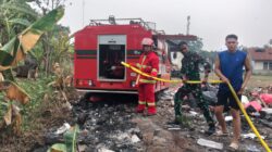 Kebakaran Lahan Milik Warga di Bantargebang, Yonarmed 7/Biringgalih Kerahkan Mobil Damkar Satuan beserta awak damkar untuk membantu Pemadaman