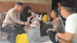 Jaga Jakarta On The Spot: Kapolsek Bekasi Barat Kunjungi Warga Sakit dan Lansia, Berikan Bantuan Sembako
