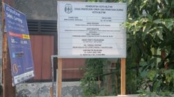 Papan Proyek Drainase Rp217,5 Juta Disorot, Volume Pekerjaan Tak Dicantumkan