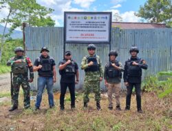 Plang Dicabut, Satgas PKH Nabire Pasang Kembali: Hutan Siriwo Bukan Lokasi Tambang Ilegal