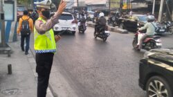 Jaga Jakarta On The Spot: Polsek Bekasi Barat Gelar Pengaturan Lalu Lintas Pagi, Lancarkan Aktivitas Warga