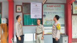 Jaga Pelajar: Kapolsek Bekasi Barat Pasang Banner Maklumat di SMK Bina Siswa Utama, Lindungi Siswa dari Provokasi Aksi Berbahaya